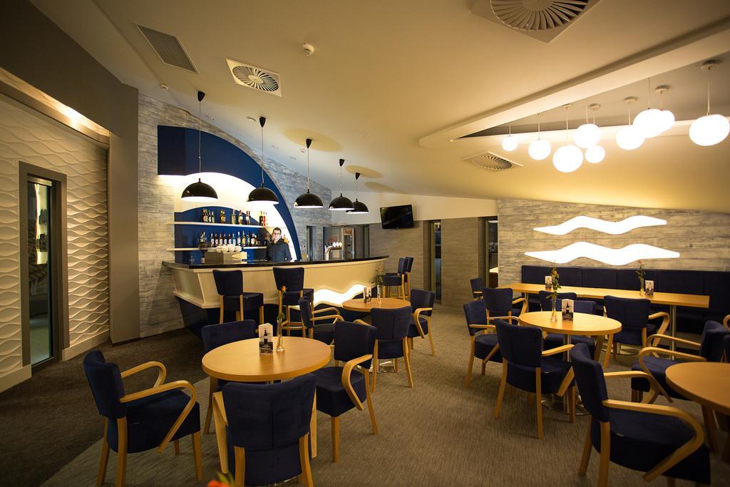 Hotel apartamentowy Grand Laola 2*